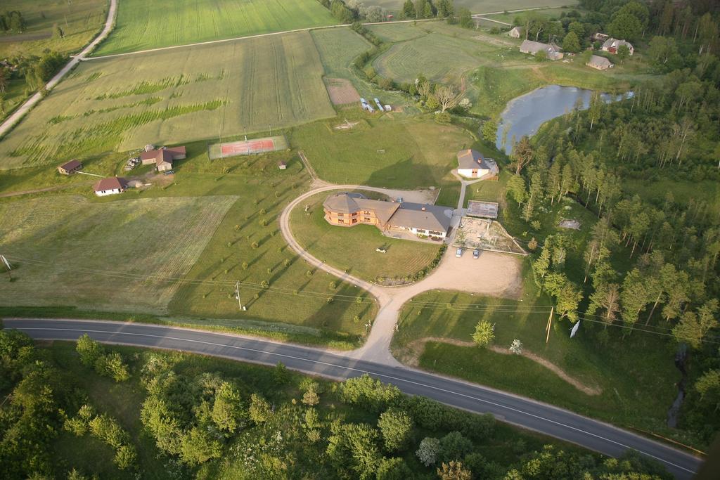 Liedags Guesthouse Jurkalne Esterno foto
